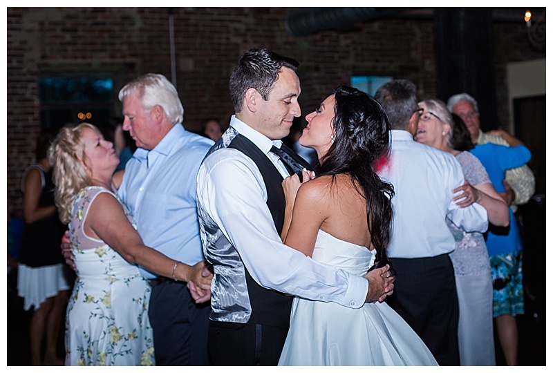 mississippi wedding photographer wisconsin wedding photographer arkansas wedding photographer san antonio wedding photographer