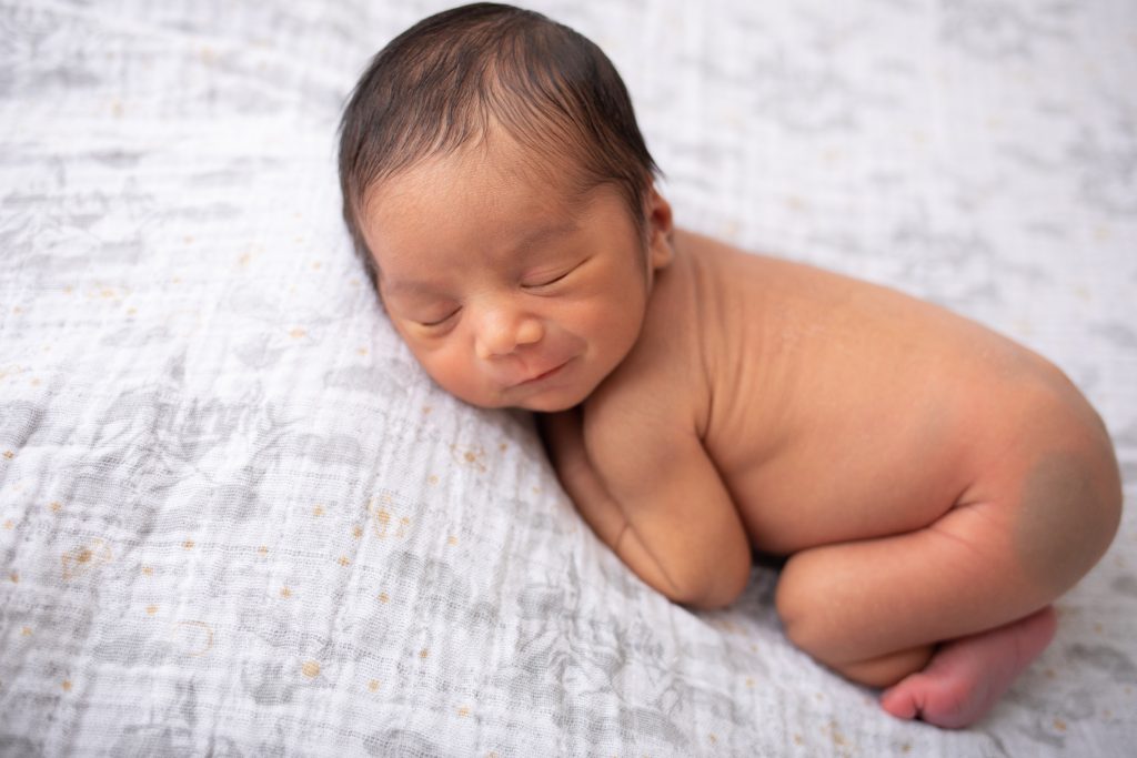 Milwaukee Newborn Photographer, Tokyo Newborn Photographer, Yokota Air Base Newborn Photographer, Milwaukee Wisconsin Newborn Photographer