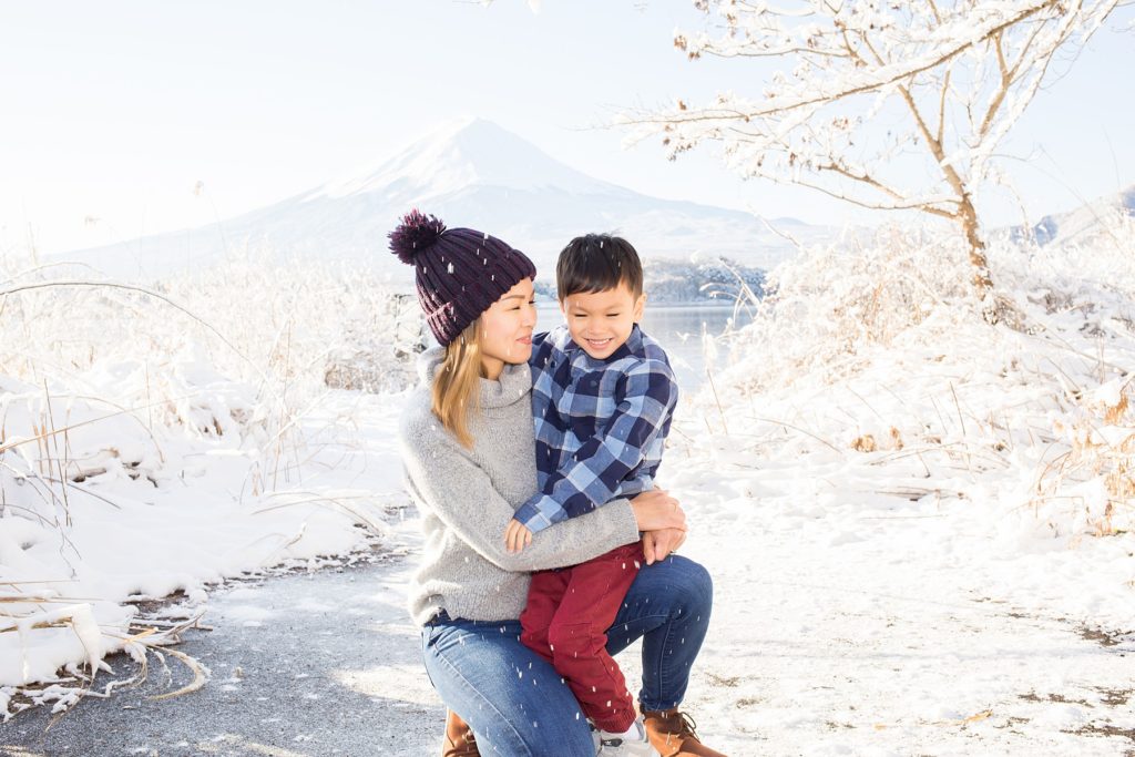 Snowing Family Photos Yokota Air Base, Mount Fuji Photographer, Yokota Air Base Mt. Fuji Photos